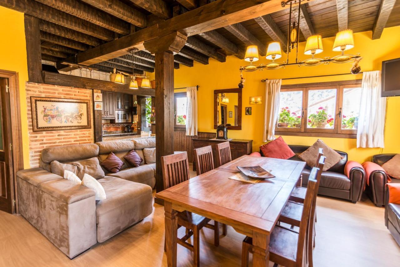 El Nido Del Mirlo Villa Casarejos Kültér fotó